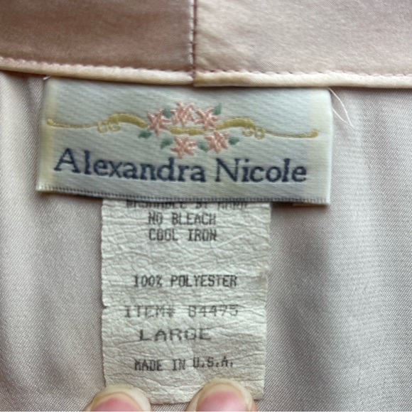 Vintage Alexandra Nicole satin robe light pink with cream lace size large - Picture 5 of 5